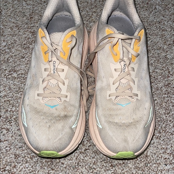 HOKA Women's Clifton Light Pink Running Shoes - Picture 2 of 9